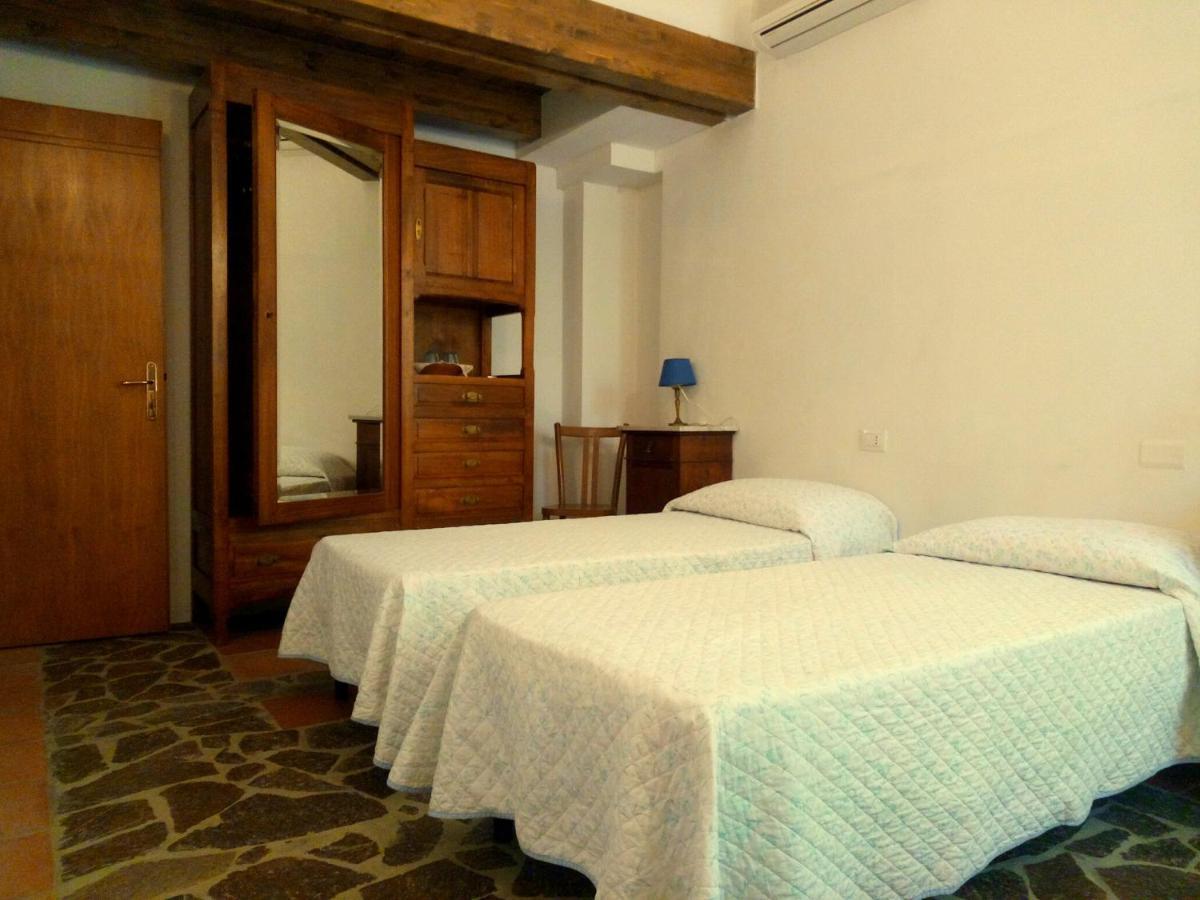 Lierus B&B Gonnosfanàdiga Extérieur photo